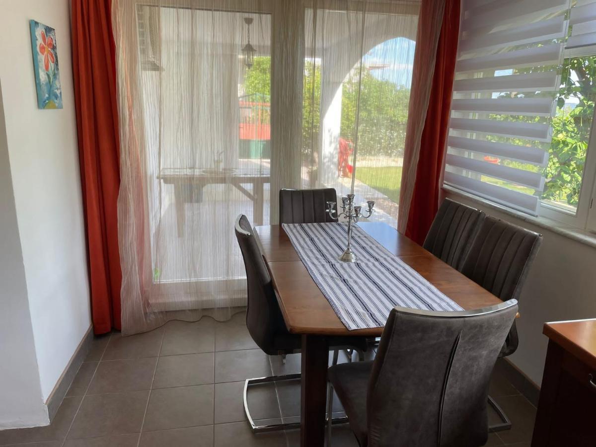 Apartment Finally Kaštel Stari Exteriör bild
